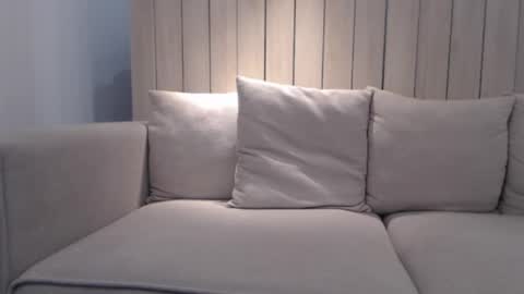 shy_schoolgirl_ online show from 02.20.25