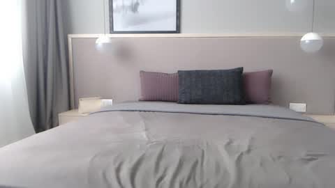 shy_schoolgirl_ online show from 09.28.25