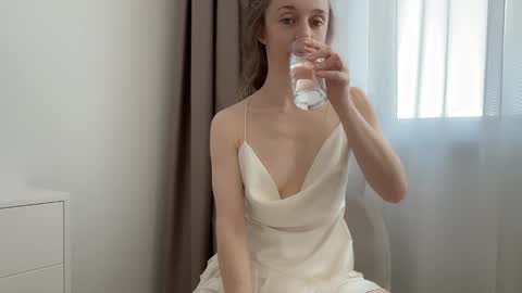 shy_schoolgirl_ online show from 03.01.26