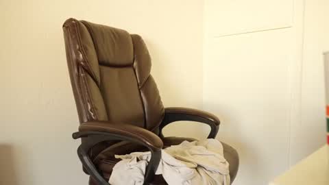 Snapshot of shybabyangel777 chatting on 09.16.25 bella online show from 09.16.25