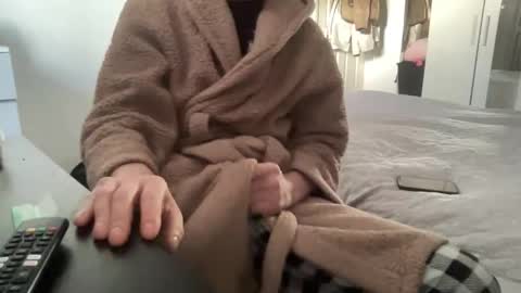 shyboy0533 online show from 12.19.25