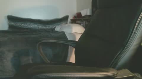 Snapshot of shyboyhugecum2020 chatting on 02.09.26 shyboyhugecum2020 online show from 02.09.26