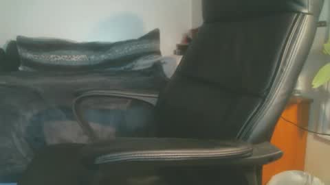 Snapshot of shyboyhugecum2020 chatting on 02.19.26 shyboyhugecum2020 online show from 02.19.26