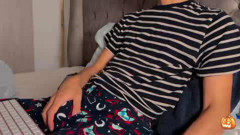 shydude666 online show from 11.02.25