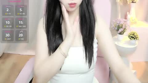 Snapshot of shynana23 chatting on 06.22.26 nana online show from 06.22.26