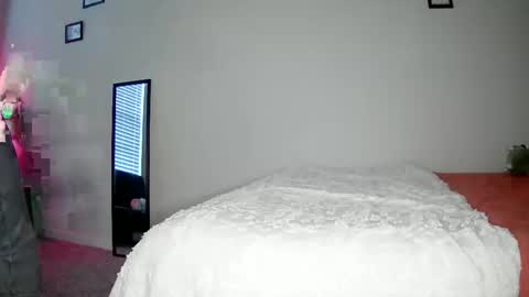 shypetitebaby online show from 04.27.26