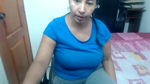 Snapshot of siblley chatting on 01.21.25 sara online show from 01.21.25