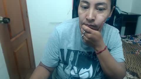 Snapshot of siblley chatting on 02.11.25 sara online show from 02.11.25