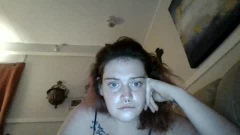 Snapshot of sicilianelliekatia chatting on 07.18.26 sicilianelliekatia online show from 07.18.26