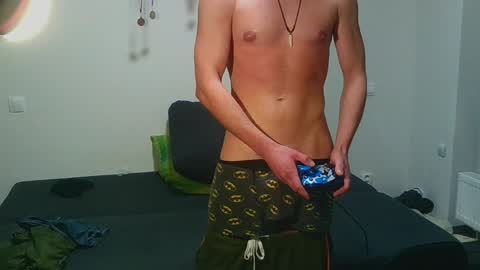 Snapshot of sicon_69 chatting on 12.28.24 Devil online show from 12.28.24