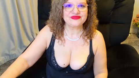Snapshot of sidnney chatting on 05.03.26 sidnney online show from 05.03.26