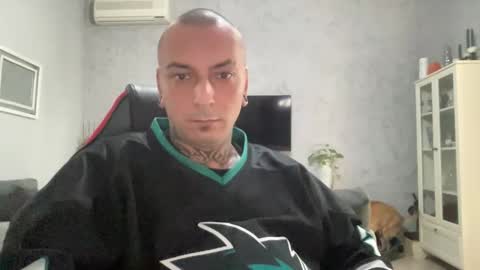 sidvicious23cm online show from 11.19.25