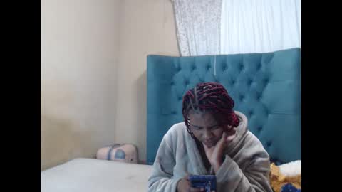 Snapshot of sieannabrown chatting on 05.10.26 sieannabrown online show from 05.10.26