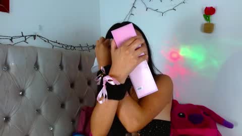 Snapshot of sienna_lorens chatting on 01.06.26 Amber online show from 01.06.26