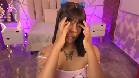 Siiam Tay online show from 02.05.26