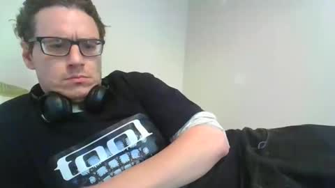 Snapshot of siiimonster chatting on 10.14.25 siiimonster online show from 10.14.25