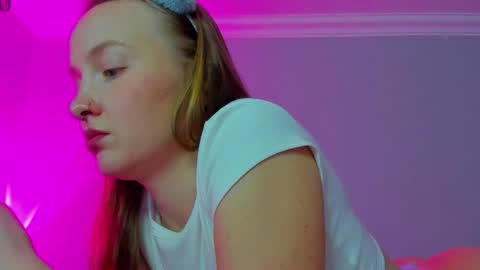 Mila online show from 10.17.25