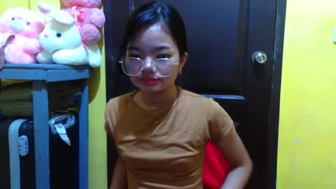 Snapshot of silkykitten_ chatting on 11.21.25 silkykitten_ online show from 11.21.25