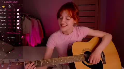 silly___woman online show from 06.02.26