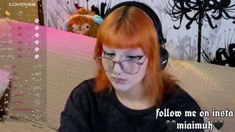 Snapshot of silly_soul chatting on 09.14.25 Mia online show from 09.14.25