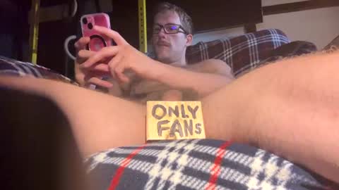 Snapshot of sillydillynewfie chatting on 07.13.26 Silly Dilly Newfie online show from 07.13.26
