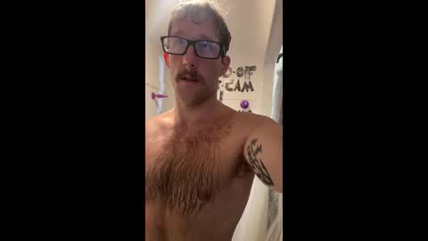 Snapshot of sillydillynewfie chatting on 07.25.26 Silly Dilly Newfie online show from 07.25.26