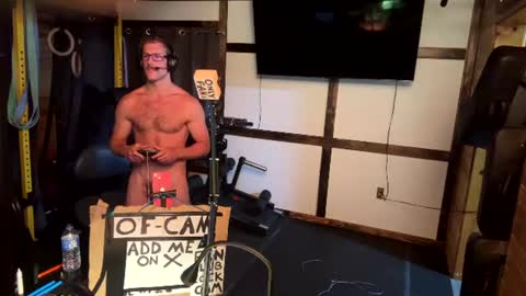 Snapshot of sillydillynewfie chatting on 07.30.26 Silly Dilly Newfie online show from 07.30.26