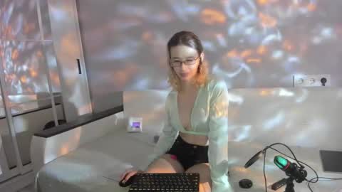 Kate online show from 02.20.26