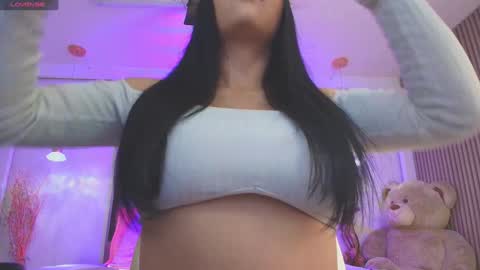 SIlvana  online show from 01.07.25