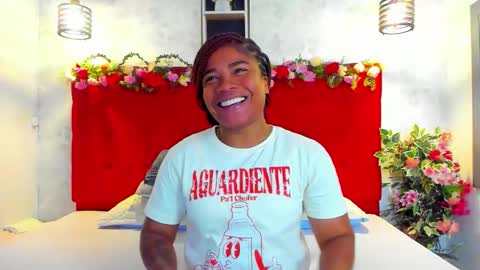 Snapshot of silvannafit chatting on 03.24.26 Silvana Fit online show from 03.24.26