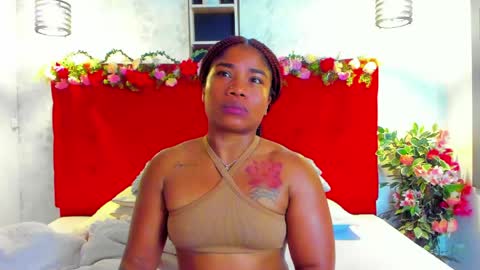 Snapshot of silvannafit chatting on 05.21.26 Silvana Fit online show from 05.21.26