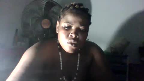 Snapshot of silver_baby06 chatting on 05.16.26 silver baby06 online show from 05.16.26