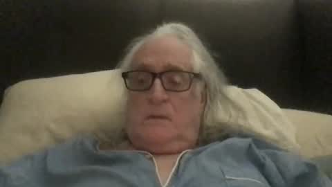 Snapshot of silverliam chatting on 09.19.25 Liam online show from 09.19.25