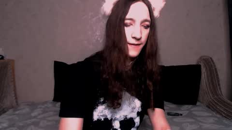 silvermuse online show from 10.17.25