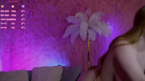  Kristina Kris  online show from 01.28.25