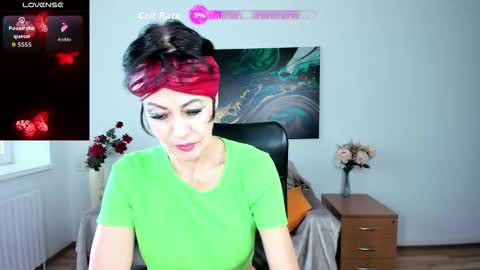 Silvia Wallec online show from 11.12.25