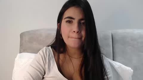 Silvie online show from 10.29.25