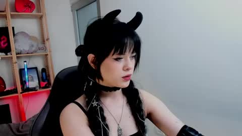 Wendy help me get get 69 likes  online show from 04.07.26