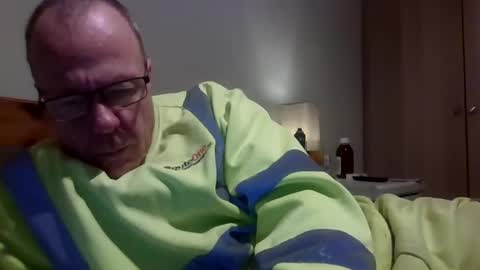 simon56691 online show from 02.14.25