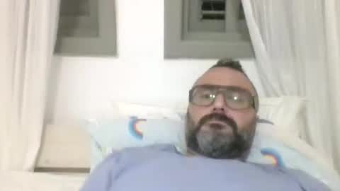 Snapshot of simon_bb chatting on 05.05.26 Si online show from 05.05.26