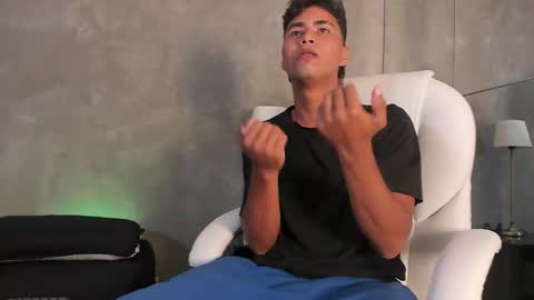 simon_pernia online show from 11.28.25