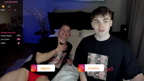 Snapshot of simonwnl chatting on 02.02.25 Simon online show from 02.02.25