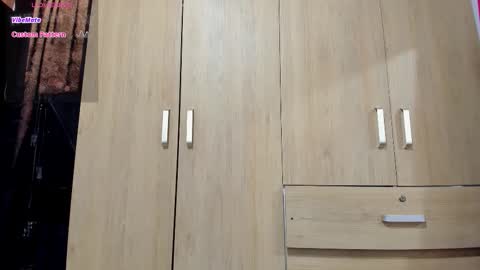 Snapshot of simply_zoe___ chatting on 02.17.26 zoe online show from 02.17.26