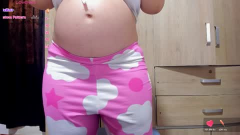 Snapshot of simply_zoe___ chatting on 03.02.26 zoe online show from 03.02.26