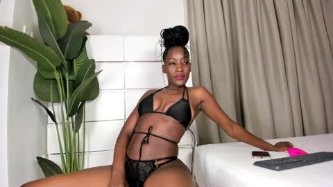 sincerre9_tara online show from 02.28.25