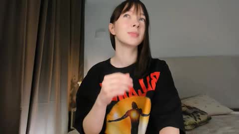 Sindy Juxx online show from 11.28.25