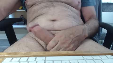 SingleMaleCA online show from 10.04.25