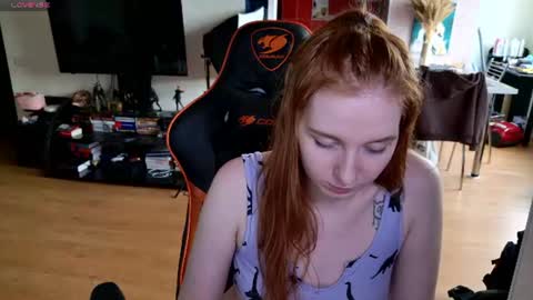 Snapshot of sinnerscorner chatting on 06.11.26 Alya and Mr. Sinner online show from 06.11.26
