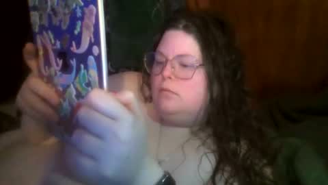 Snapshot of siofra chatting on 02.13.26 Siofra online show from 02.13.26