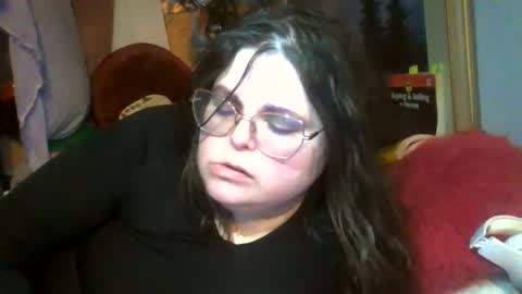 Snapshot of siofra chatting on 03.31.26 Siofra online show from 03.31.26